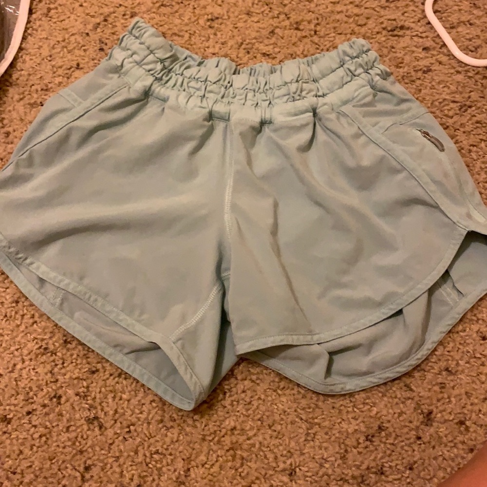 Blue tracker Lulu shorts 2 inch size 4